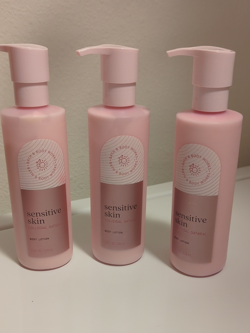 Bath & Body Works Sensitive Skin Body Lotion - Light Pink Pump Bottle